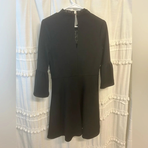 Xhilaration black dress with trumpet sleeves size M - Picture 4 of 7